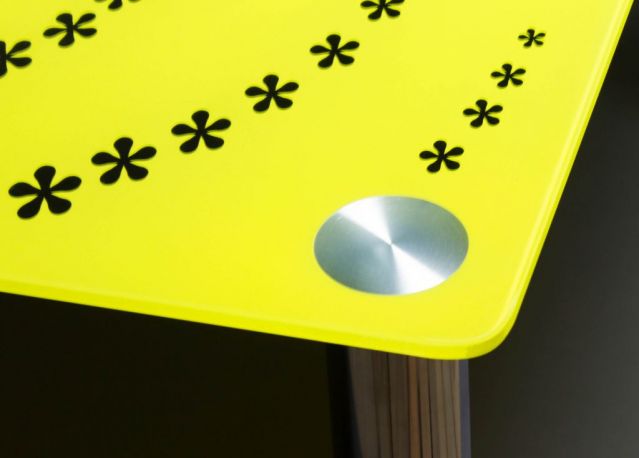 Обеденный стол Цветочная волна