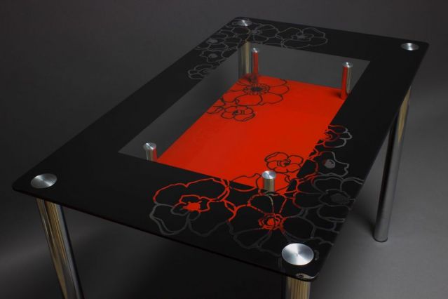 Обеденный стол Маки с полкой