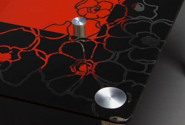 Обеденный стол Маки с полкой