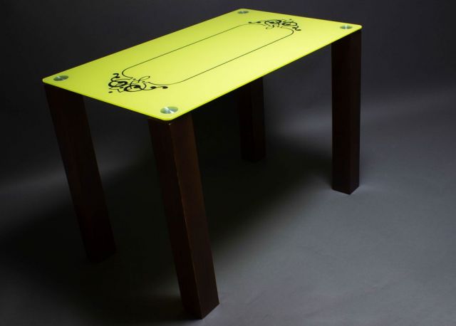 Обеденный стол Посредник