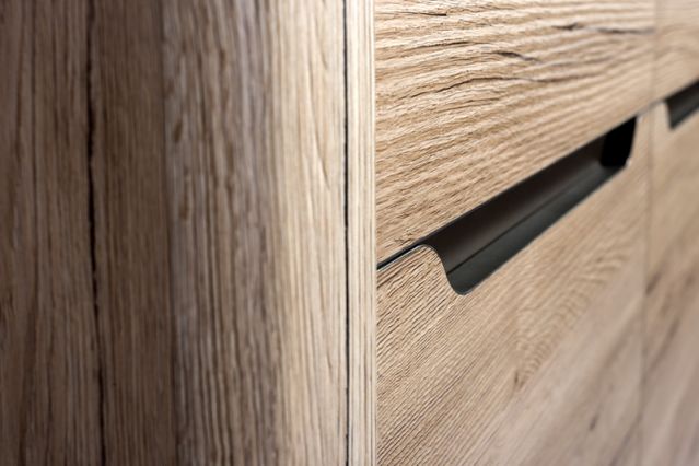 Витрина низкая DESJO 03