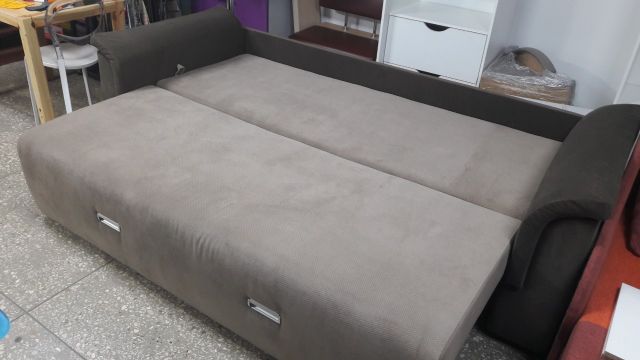 Диван Барселона 2