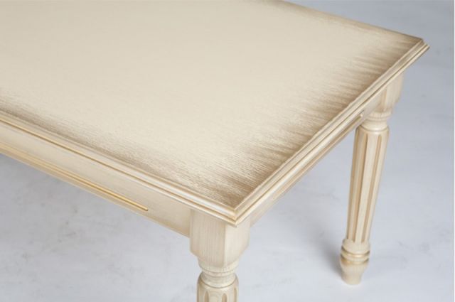 СТОЛ ЖУРНАЛЬНЫЙ ГОТИКА (СЛОН.КОСТЬ, ОРЕХ)