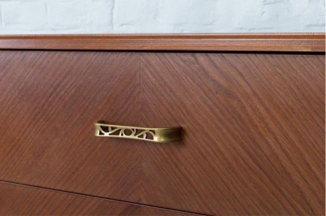 КОМОД АССОЛЬ