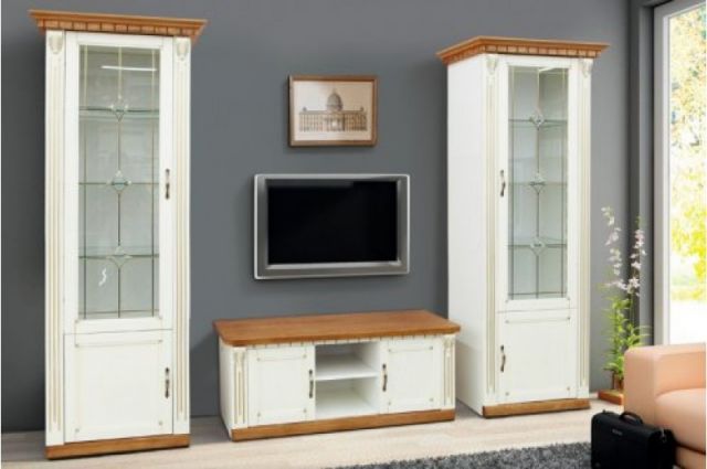 ВИТРИНА FREEDOM С ТУМБОЙ ТВ