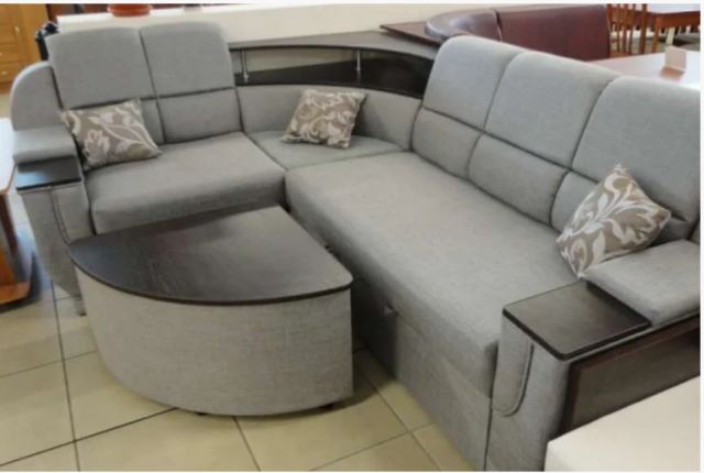 Столик Меркурий