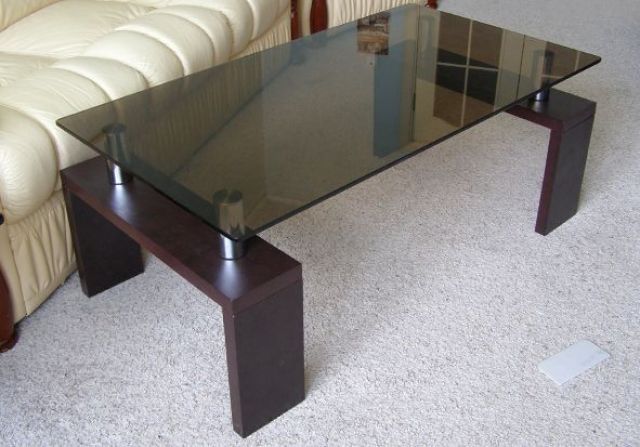 Журнальный стеклянный  стол (прозрачный) СП-212: высота 500мм, глубина 635мм, ширина 1100мм