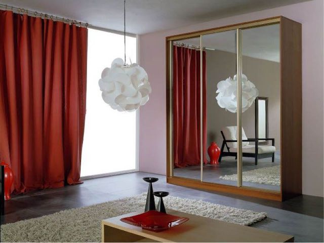 Шкаф-купе зеркало (2400-450)