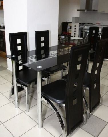 Стол стеклянный цветы рая черный