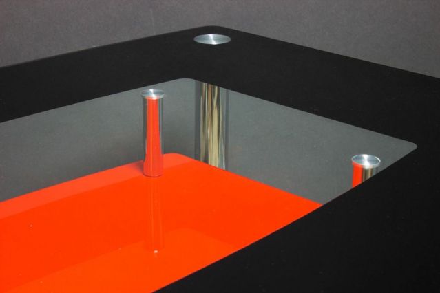 Стол красно/ черный